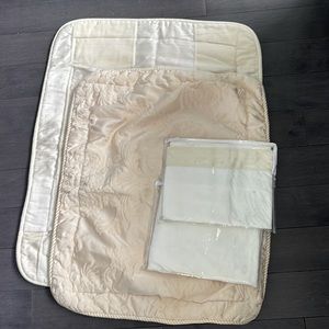 5/$10 Set of luxurious pillow shams/covers.